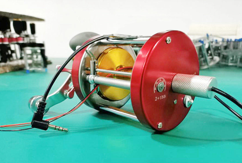渔轮电滑环原理示意图 改装可视锚渔轮摄像头四根线接法安装